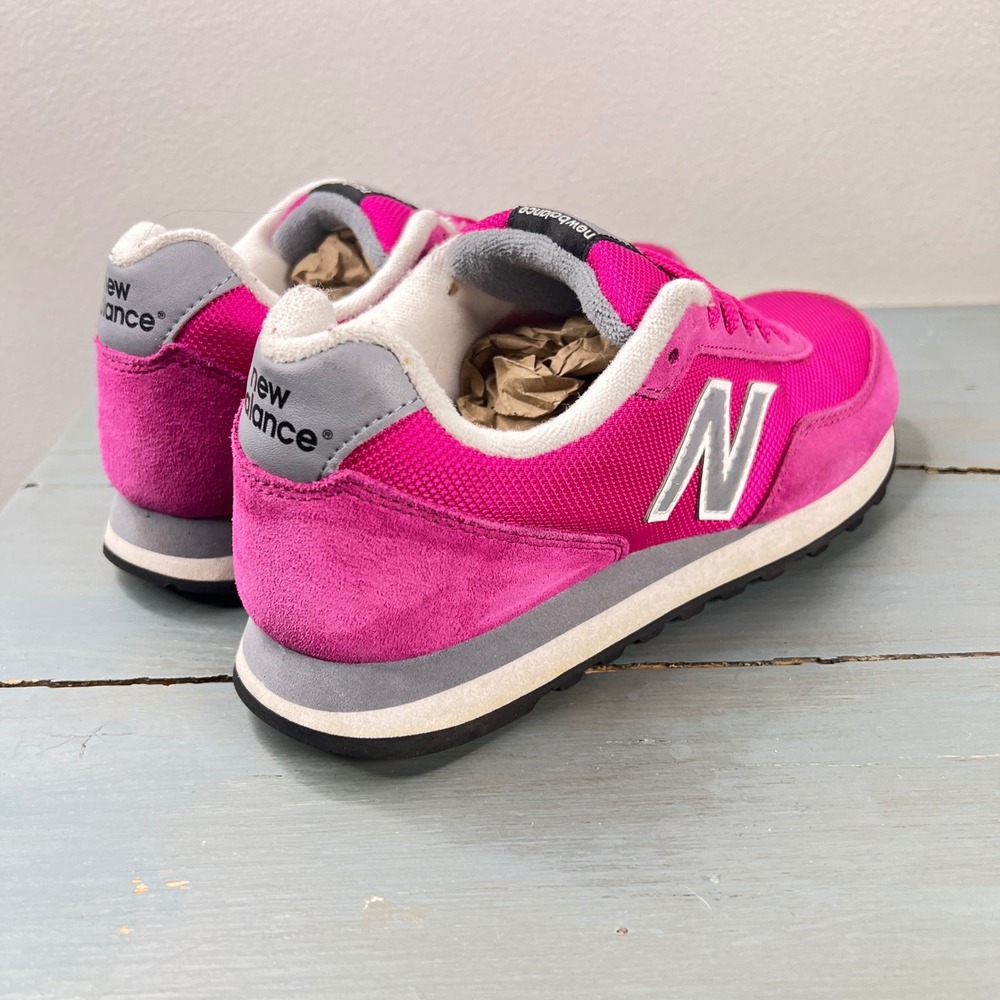 New Balance 411 Womens Sneakers Pink Suede Mesh Running Shoes WL411AAG Size 7 - Picture 11 of 13